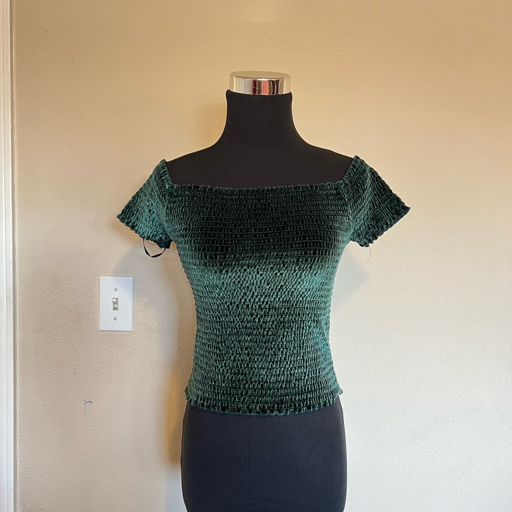 Forever 21 Green Velvet Off-Shoulder Blouse